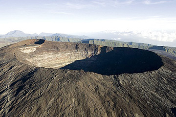 留尼汪圣皮埃尔德拉瑞乌尼翁机场三字代码(ZSE),圣皮埃尔德拉瑞乌尼翁机场(Pierrefonds airport)四字码,留尼汪机场三字码查询